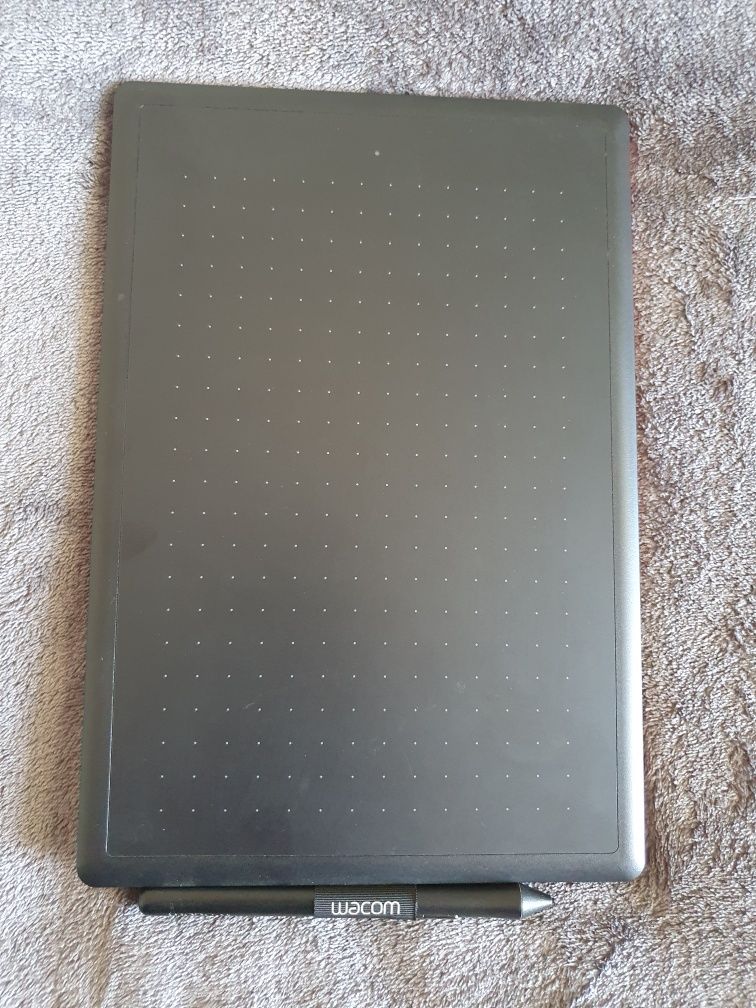 Tableta grafica One by Wacom,medium