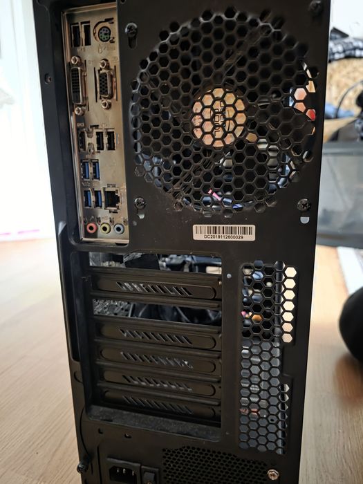 Placa bază MSI B350M PROVDH + Proc Ryzen 5 5600 + altele