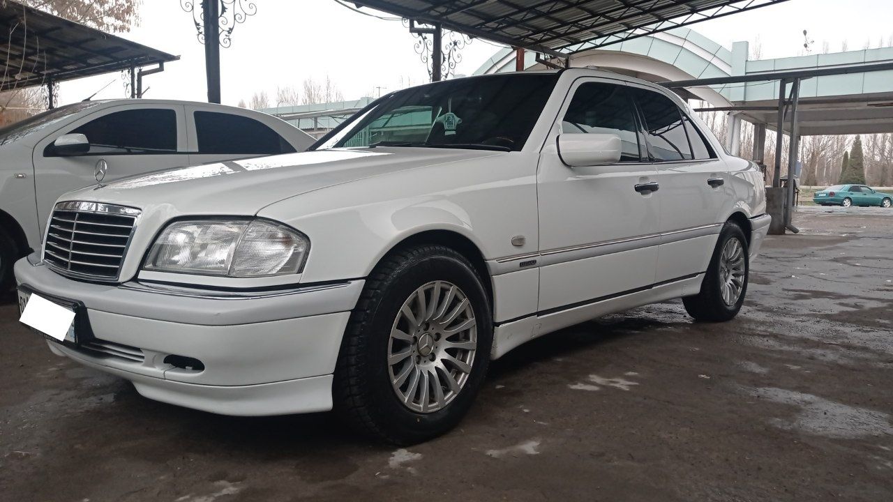 Mercedes Benz C 230