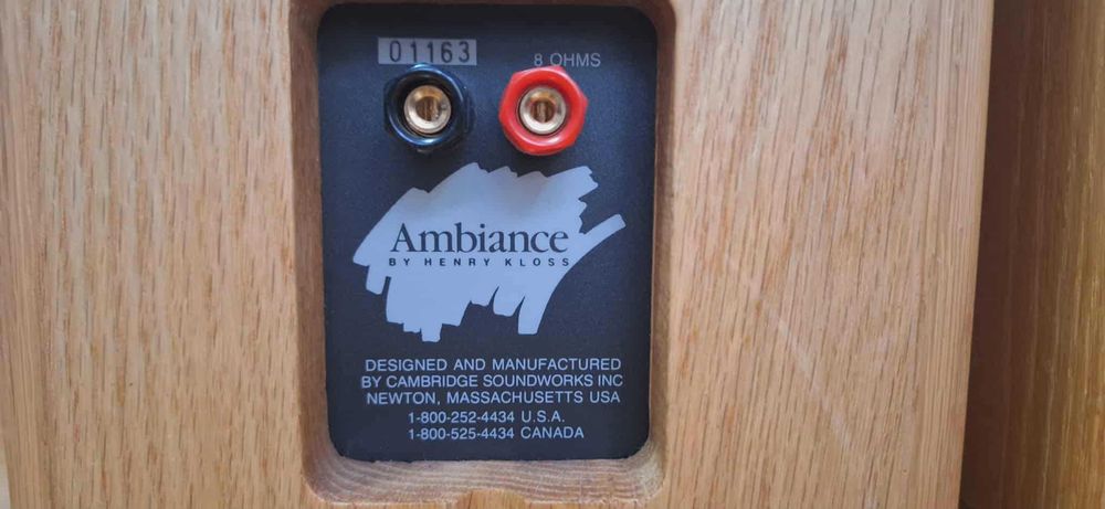 Boxe Ambiance by Henry Kloss