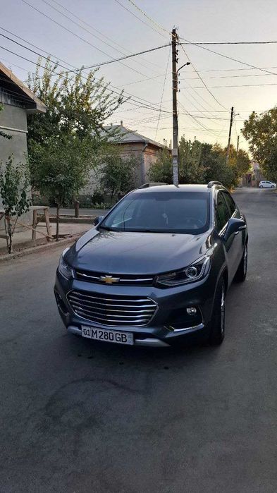 Tracker 1 Premier