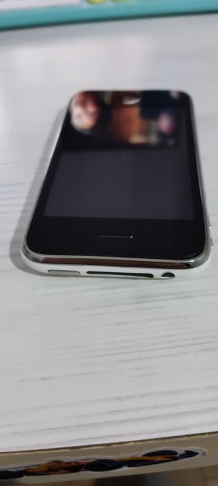 iPhone 3GS White