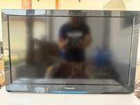 Televizor panasonic sotiladi