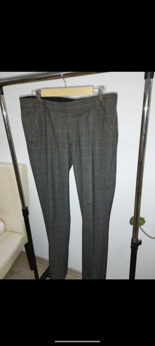 Pantaloni eleganti marro si negru
