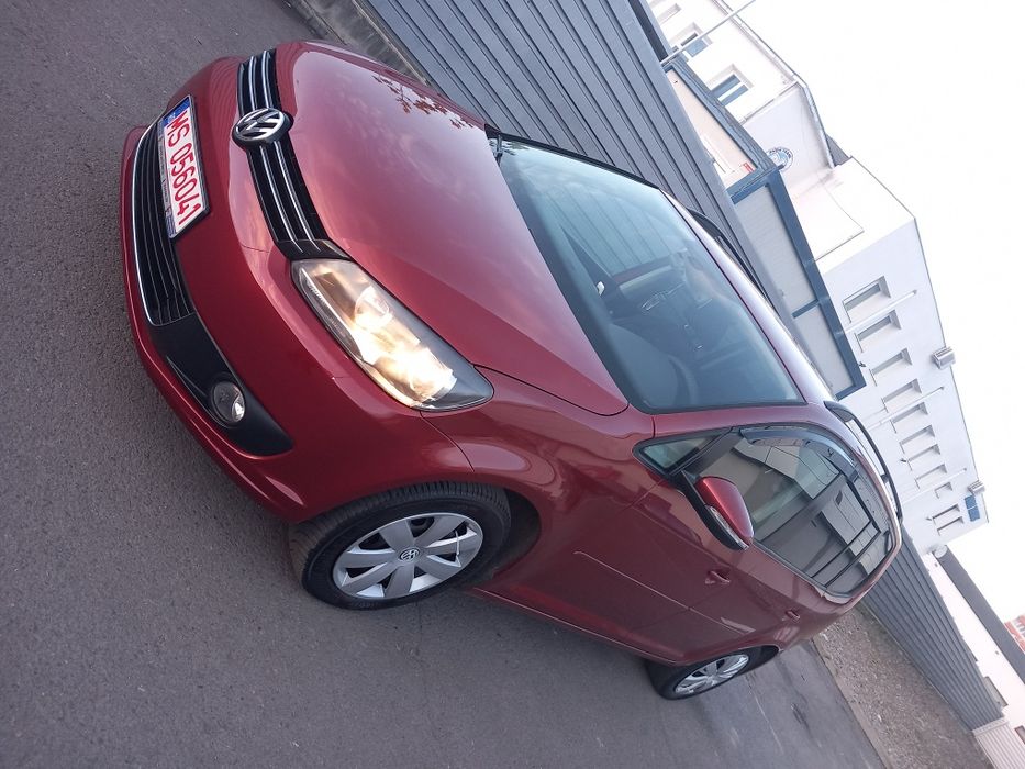 Volkswagen touran,2011,eur 5,diesel,