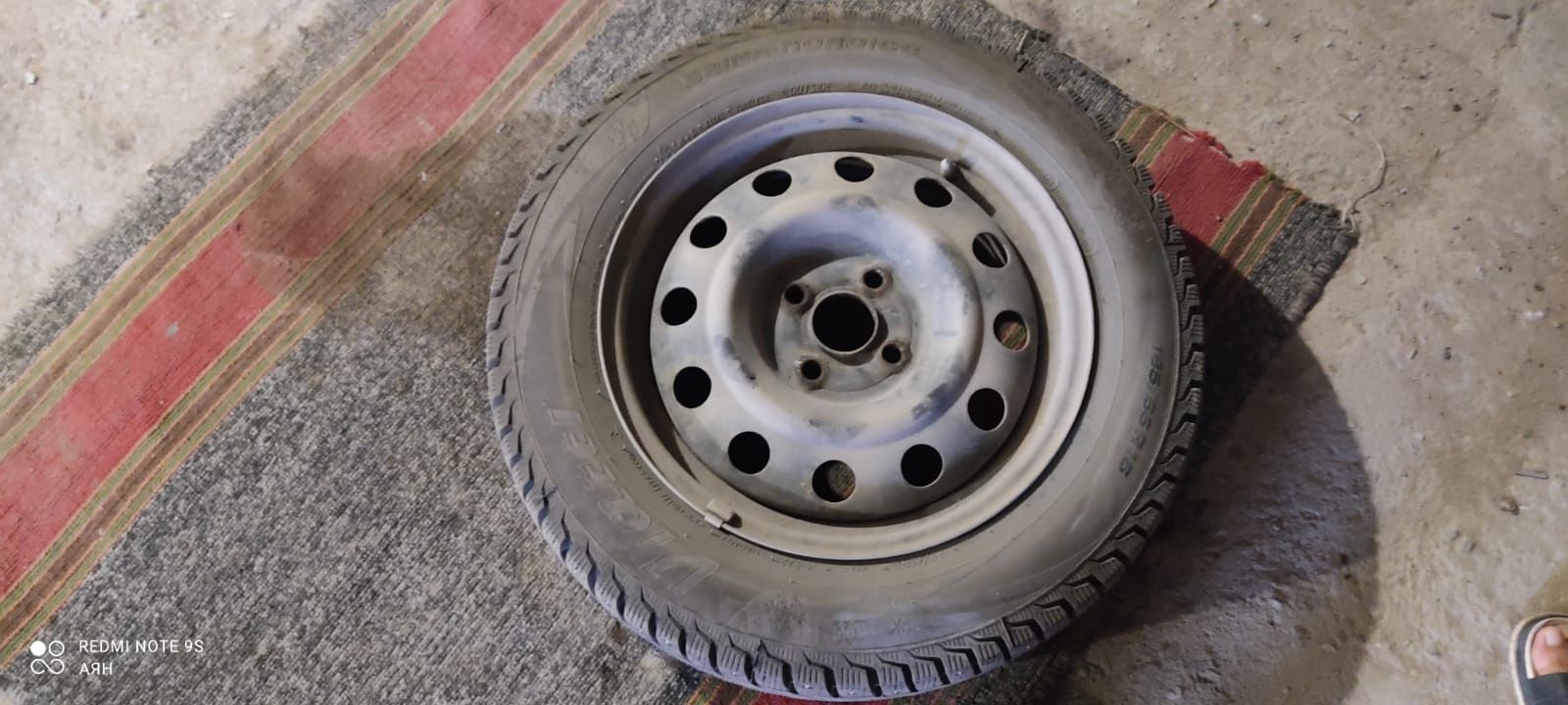 Земная шины продам 185 65 R15