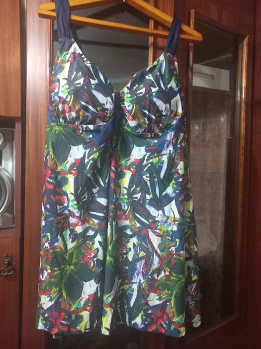 Продам женский купальник новый