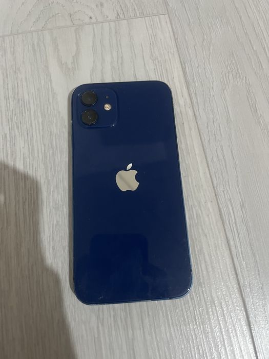 iPhone 12 128gb.