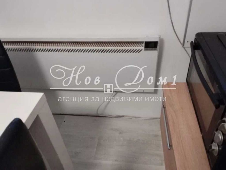 Дава се под наем Двустаен апартамент в Варна, Левски - 45 кв.м за 306 € - Снимка #2