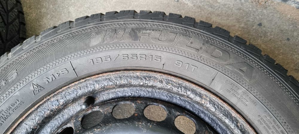 Roti jante tabla - anvelope iarna 195 65 R15 VW PASSAT B5, TOURAN