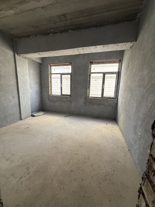 Samarqand city da 73 kvadrat karopka sotiladi