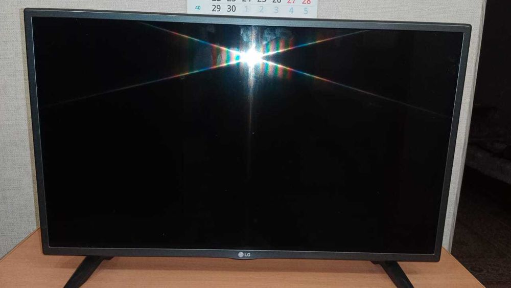Телевизор LG. 81см
