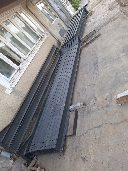 Vand din stoc 8x25x4m ipe confecționată din profile 160