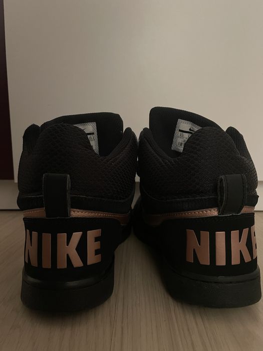 Nike маратонки