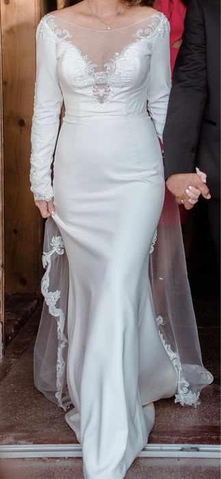 Rochie mireasă și voal lung