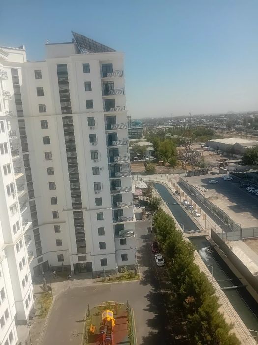 Якасарой йанги уй