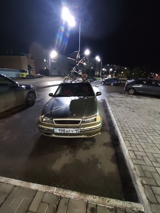 Продам срочно део нексия 1.  Инжектор.8 клапанная