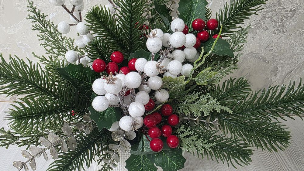 Новогодний букет композиция экибана