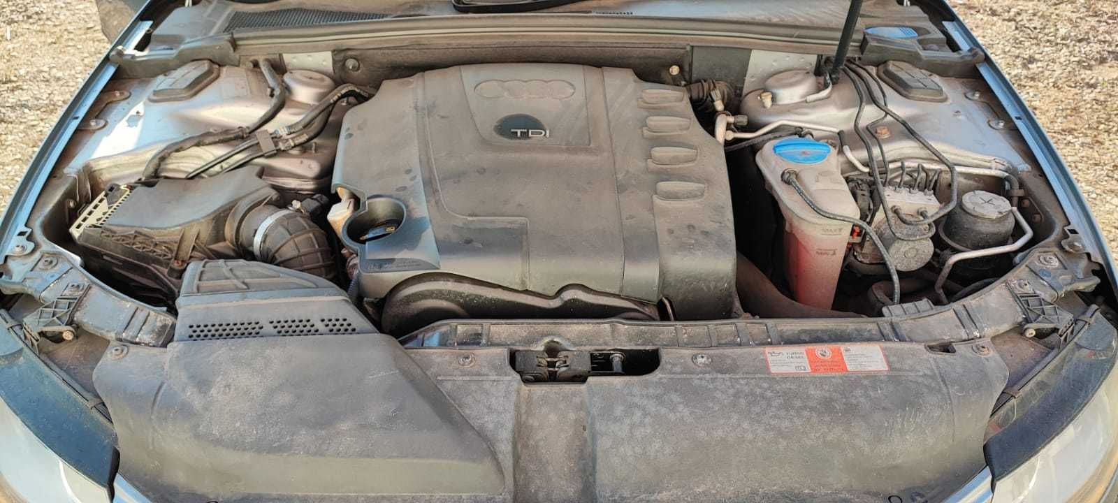 Dezmembrez Audi A4 B8 2.0TDi cod motor CAGA - UK