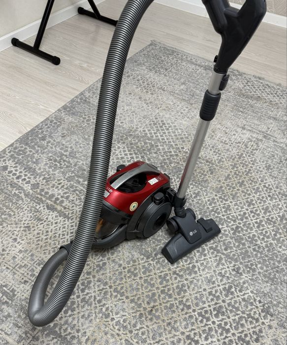 Пылесос LG VC-83209