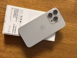 Schimb iPhone 15 Pro Max