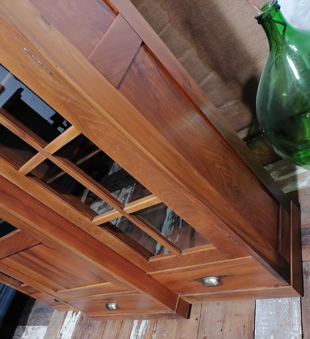 Dulap vechi din lemn masiv de nuc, restaurat /Sifonier /Biblioteca