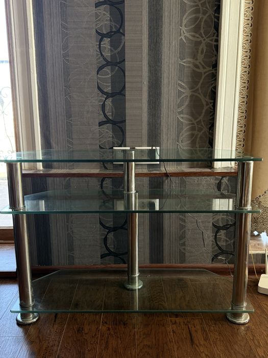 Стеклянная тумба