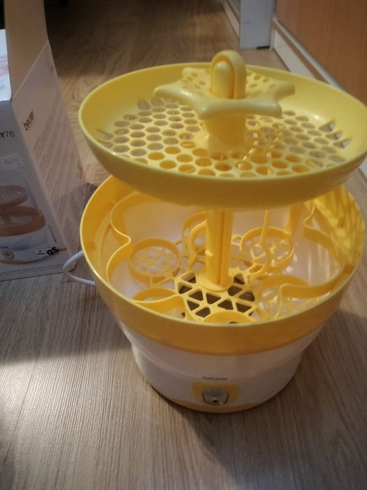 Vând Sterilizator biberoane Beurer