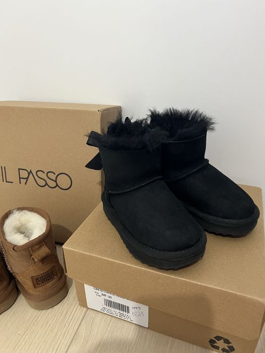 Vand ghete il passo tip ugg marimea 22