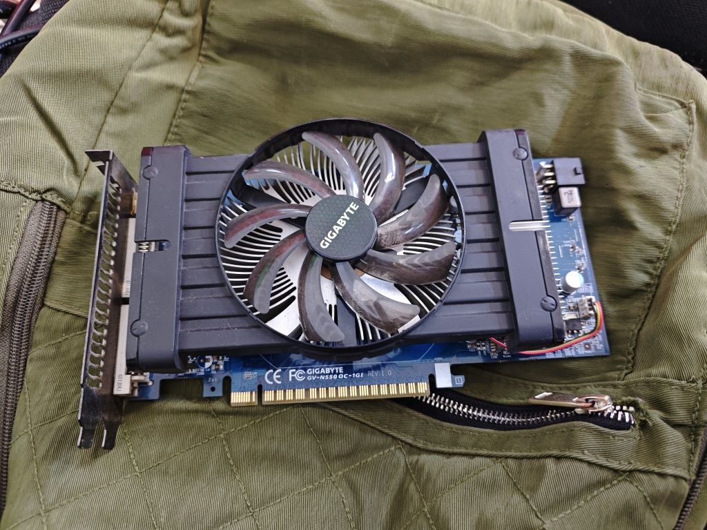 Настольный ПК Core-i5 3470 (монитор, клава, мышь)