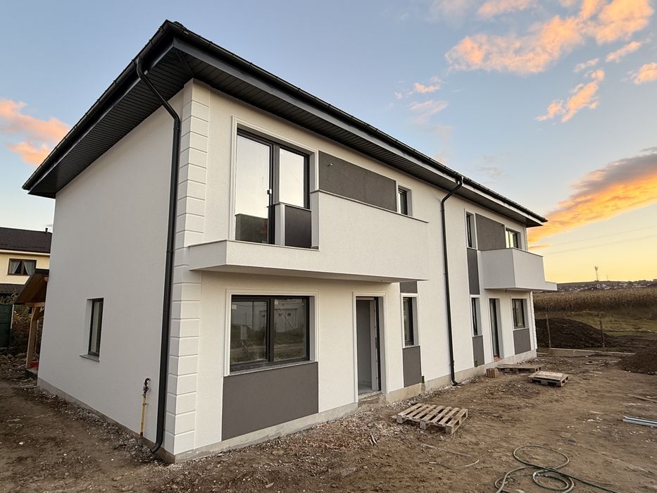 Casa tip Duplex in Ipotesti / Lisaura / 130 mp utili / 260 mp teren