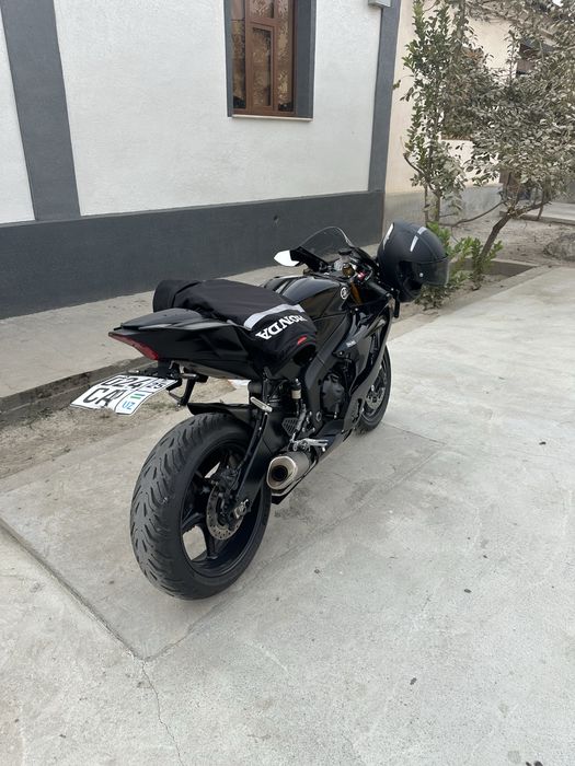 YAMAHA yzf r6  оригинал