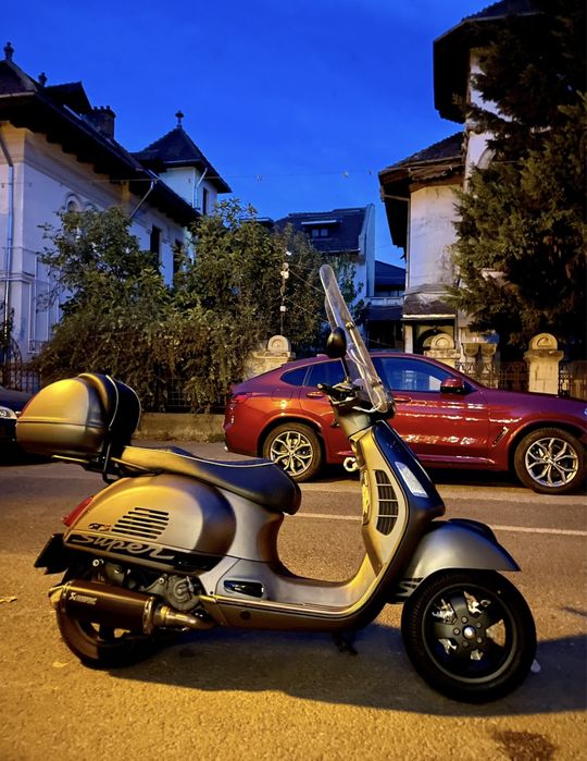 Vespa GTS 300 Super Sport