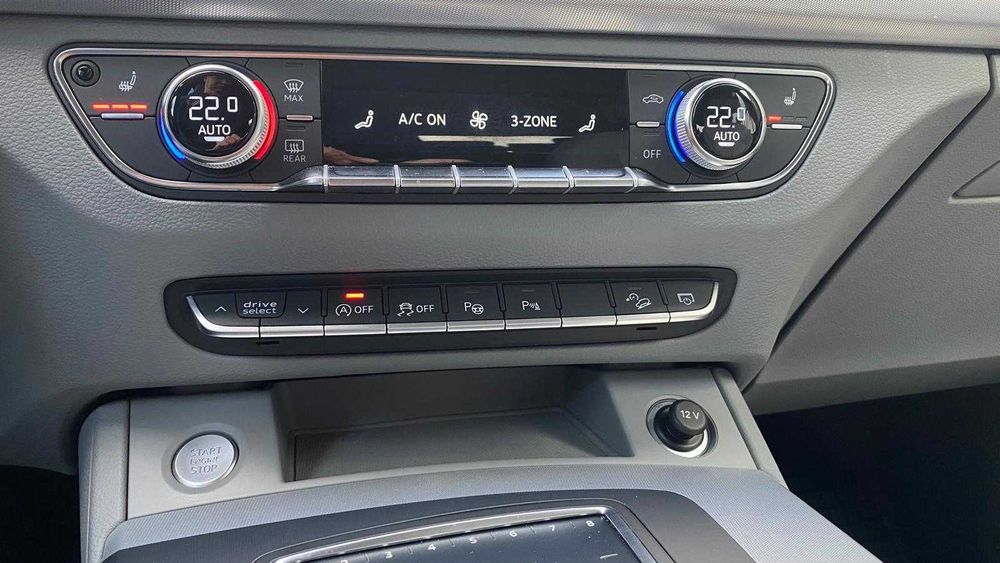 Audi Q5 quattro2.0TDI 190CP susp aer/webasto/matrix/incalz scaun spate