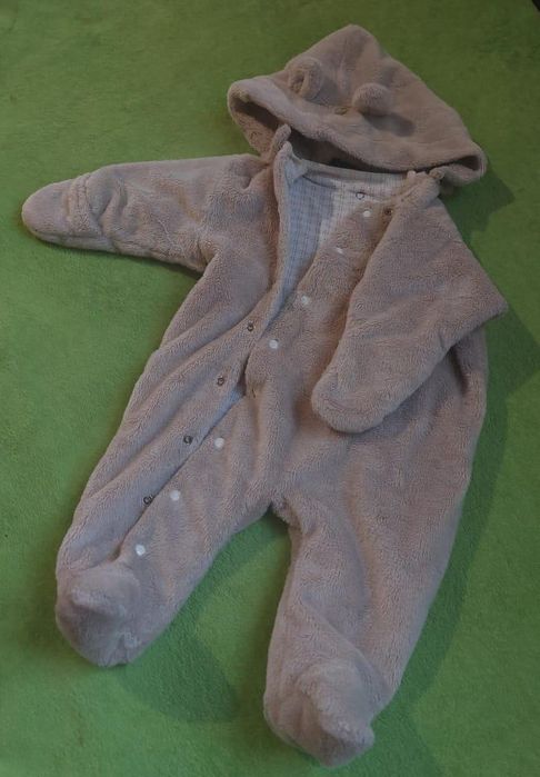 Продам детский комбинезон