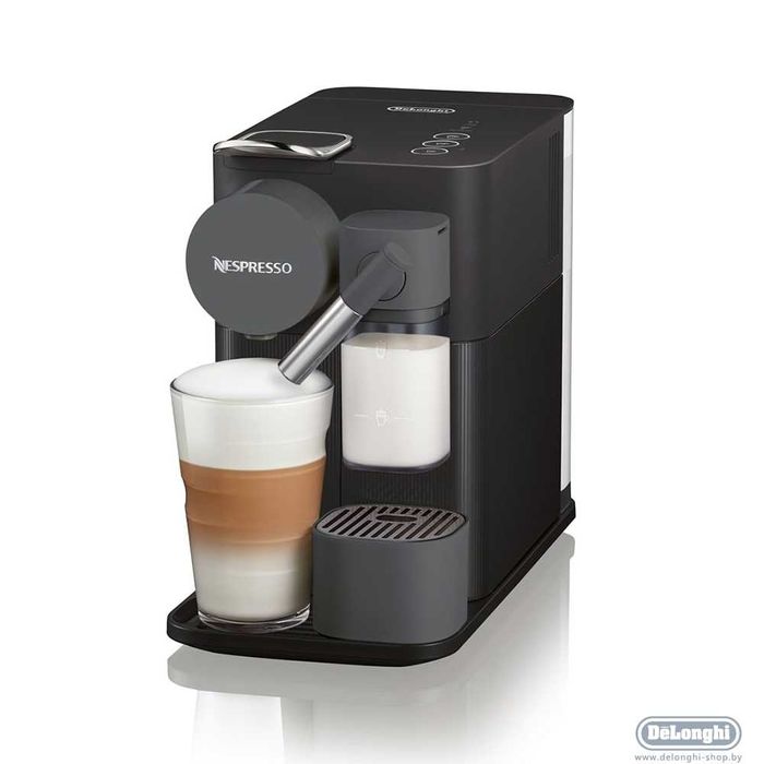 Капсульная кофемашина De'Longhi Nespresso Lattissima One! Новая!