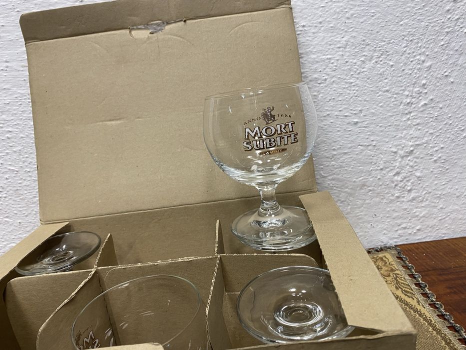 Френски чаши от стъкло дебелостенни