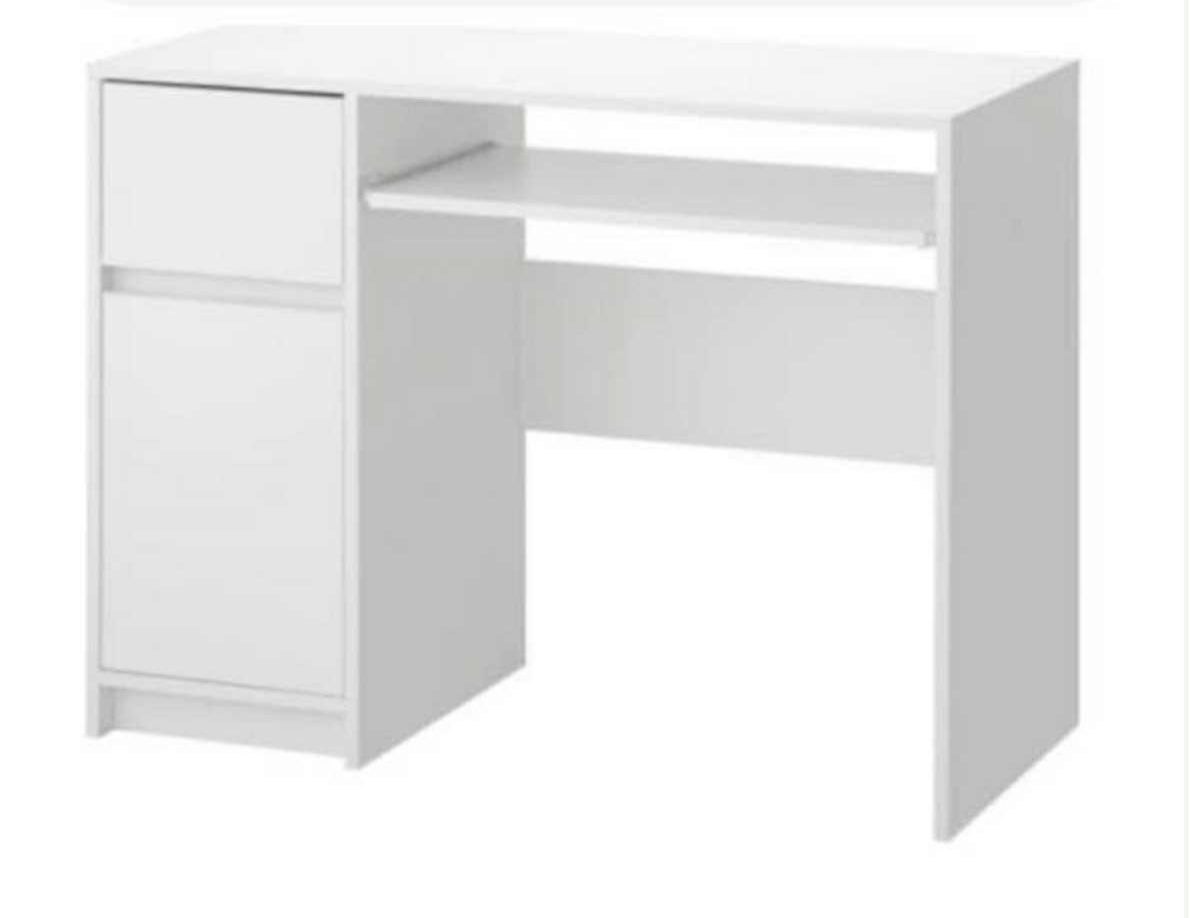 Бяли бюро Ikea Ejler