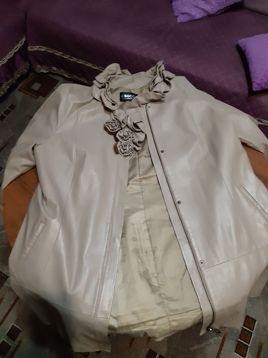 Продам кожаный плащ