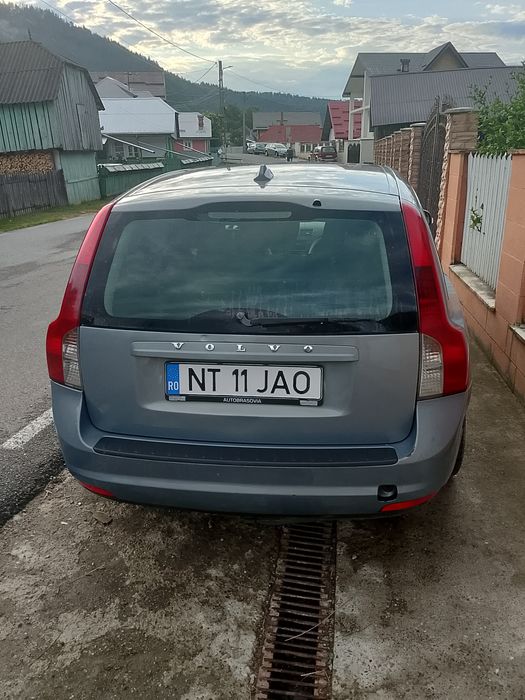 Vînd volvo v 50 motor 16 disel