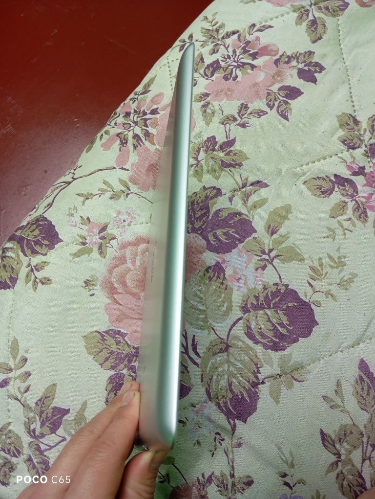 Apple aypad air 64gb
