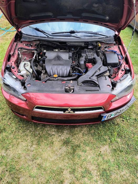 Mitsubishi lancer