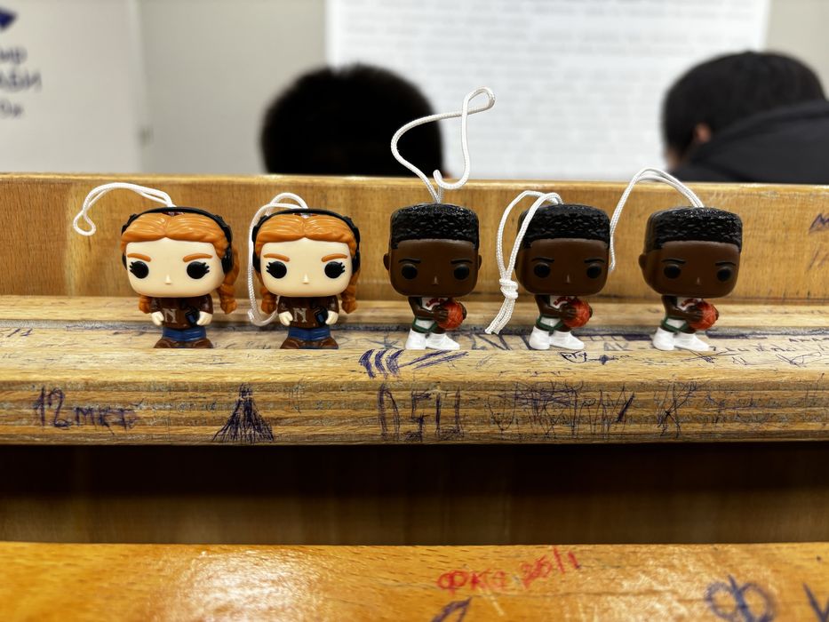 Kinder joy Stranger Things