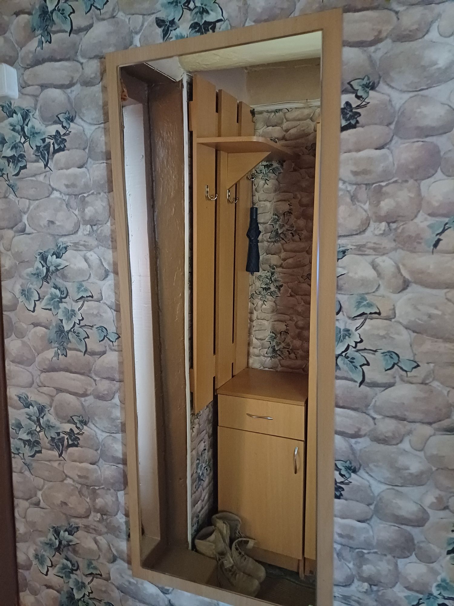 Продам мебель для прихожей