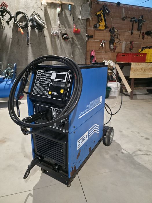 Телоподаващо gude 190 ампер 220v.