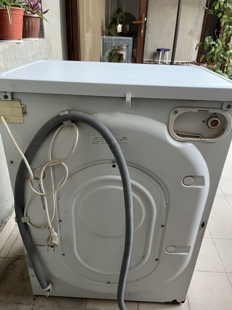 Стиральная машина Indesit