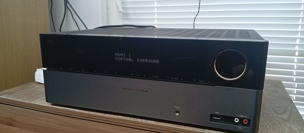 5.1 канален ресивър HARMAN KARDON avr-156/230