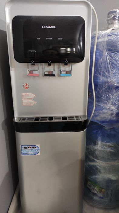 Кулер для воды в хорошем состоянии