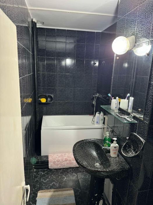 Garnosiera de inchiriat