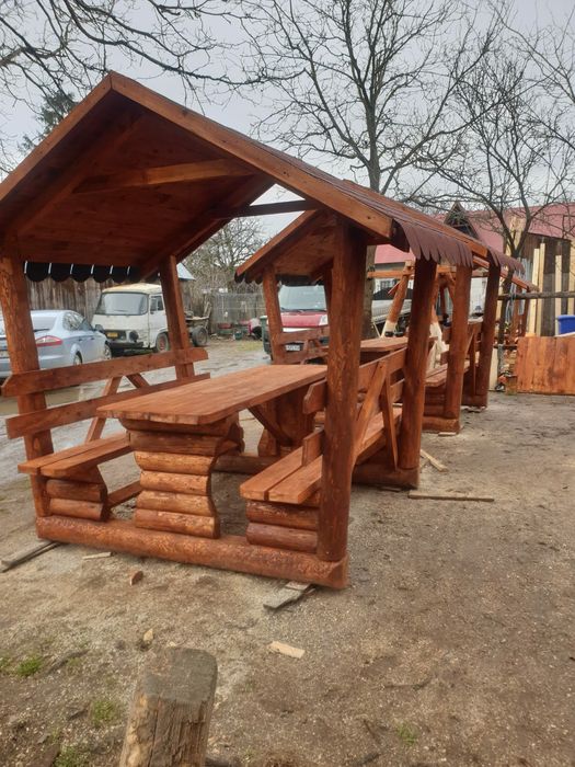 leagăne și foișoare